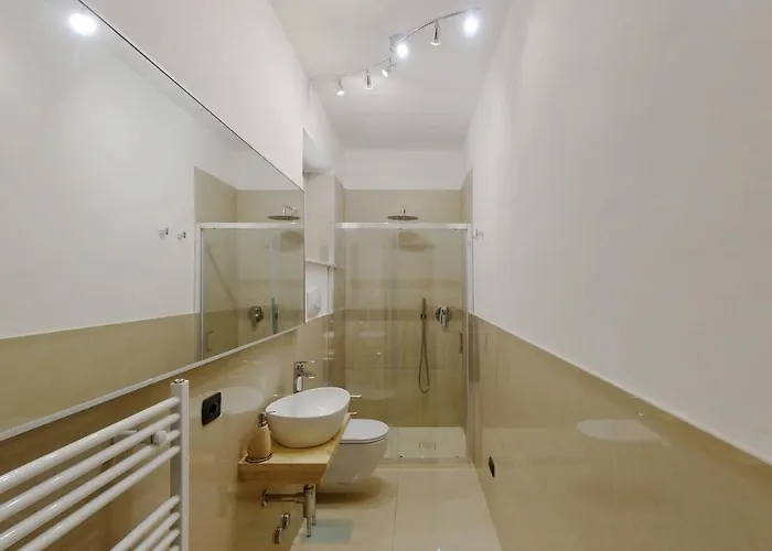 ヴィラ Ornella マンデッロ・デル・ラーリオ